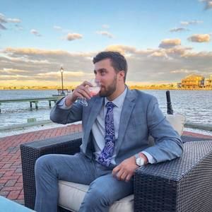 Meet your Posher, Alex